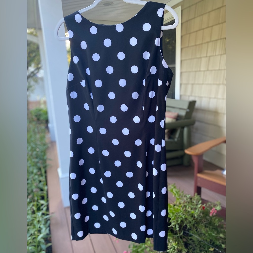 Women’s Semiformal Dress